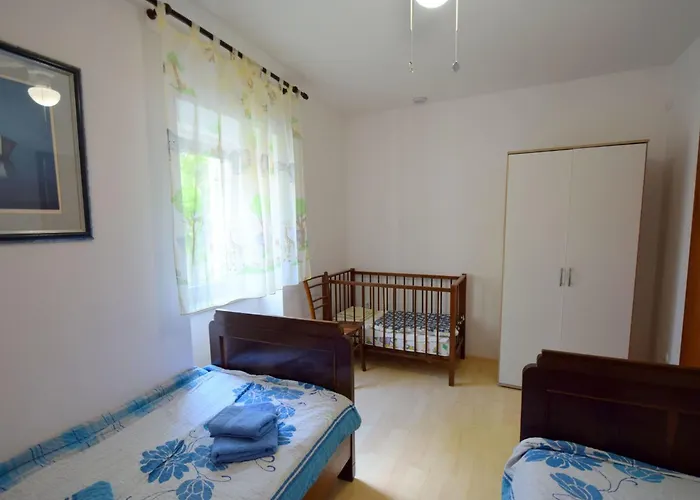 Lägenhet Neven1 Mit Terrasse By Interhome Čižići