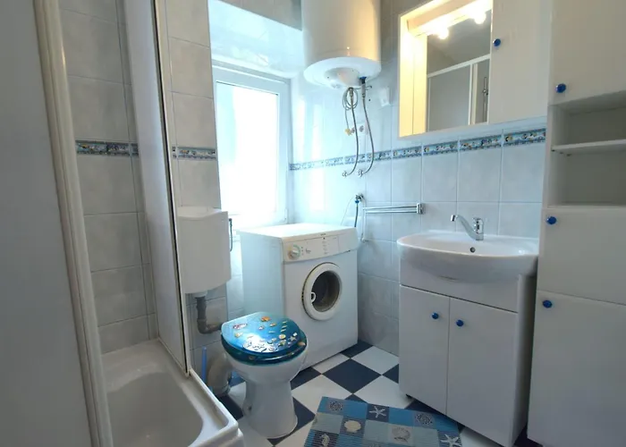 Neven1 Mit Terrasse By Interhome